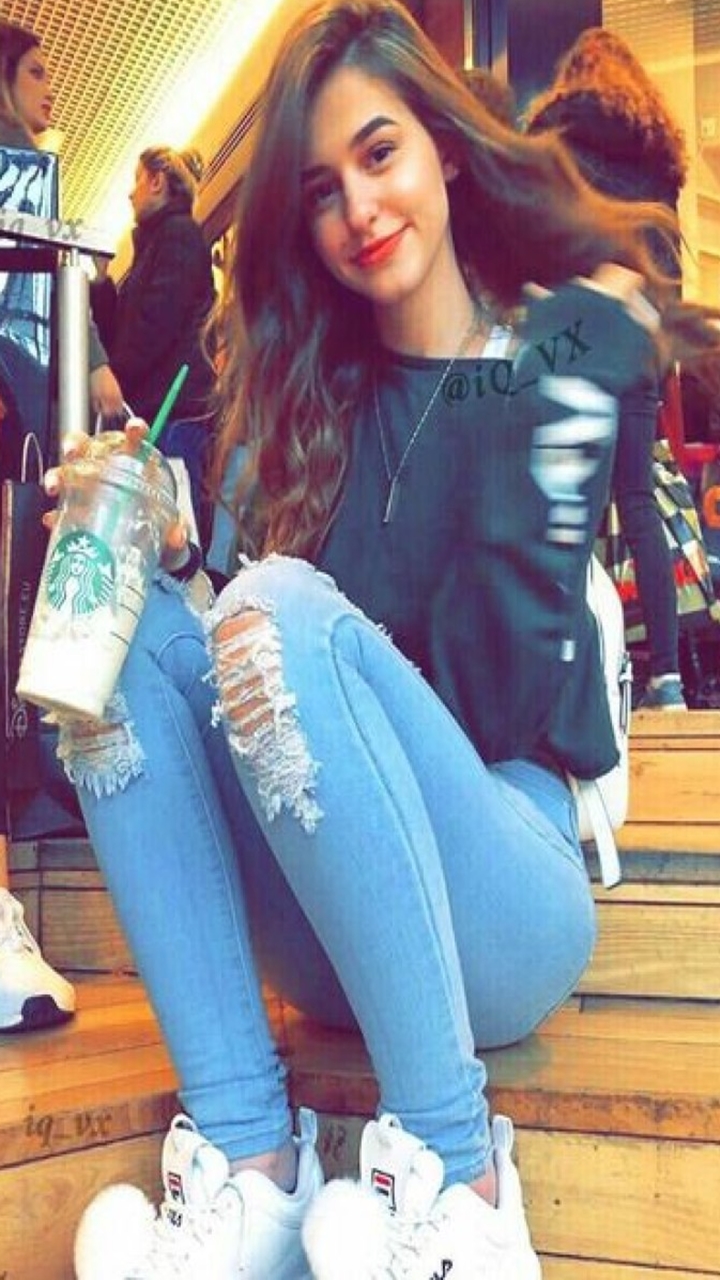 Küçükçekmece Escort Öğrenci Sude